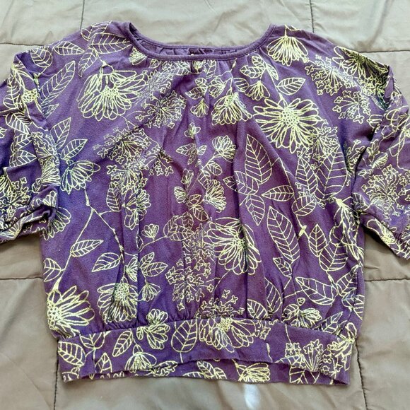 OLD NAVY Girls T-Shirt Size 10-12 SLIM  *& 20% OFF if you buy 4 items I sell !!* - Picture 1 of 7